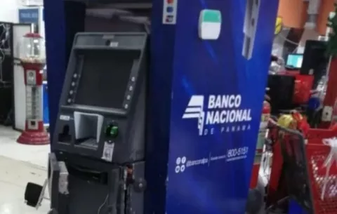 Policía Nacional captura a dos sospechosos de intento de robo a cajero automático en David