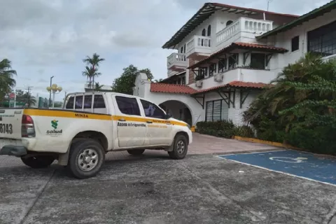 Médicos cubanos asignados a la torre covid-19 en Chiriquí están en cuarentena