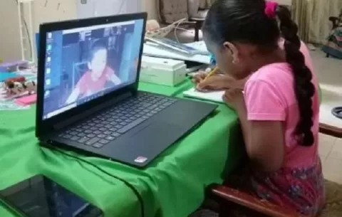 [VIDEO] Más de 15 mil estudiantes reprobaron una a tres asignaturas durante el año lectivo 2020