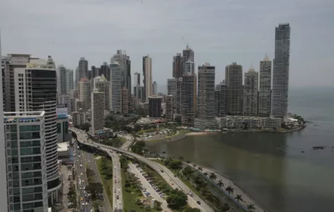Panamá se mantiene en la "lista gris" del Grupo de Acción Financiera Internacional