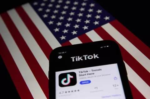 Estados Unidos tramita una ley para prohibir TikTok en los teléfonos del Gobierno