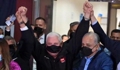 Se dispara intención de voto a favor de Ricardo Martinelli
