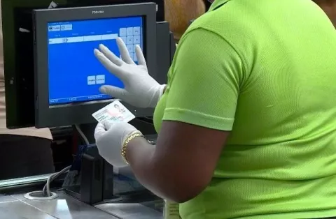 Gobierno realiza transferencia del Vale Digital correspondiente al mes de febrero