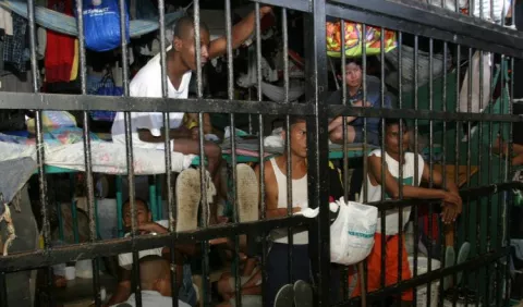 Sobrepoblación penitenciaria aumenta a 6, 207, hay 20,798 privados de libertad
