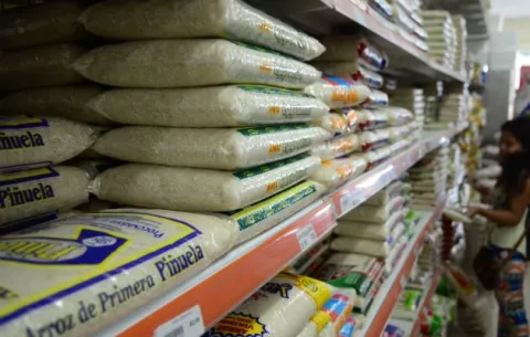 Molineros cuestionan confiabilidad de estudio de la Acodeco y revelan marcas de arroz que incumplen con la calidad