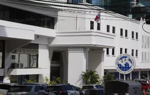 Gobierno oficializa contrato de préstamo por $250 millones con el BIRF para mitigar efectos de la pandemia