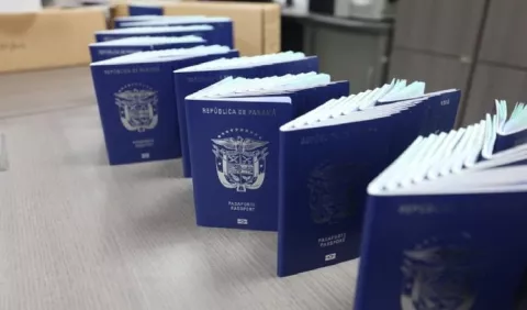 Autoridad de Pasaportes laborará mañana, solo para entrega