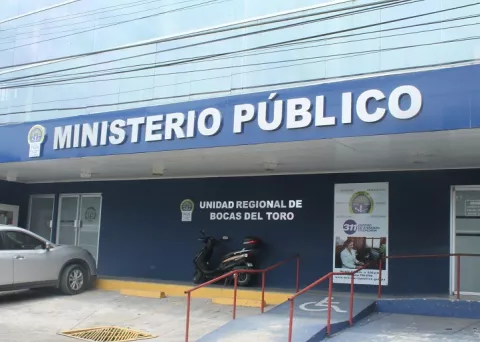 Presunto asesino de sus 4 hijos quería que su mujer volviera