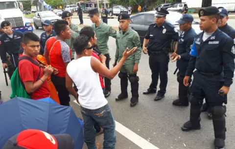 948 personas aprehendidas y 39 policías heridos en protestas