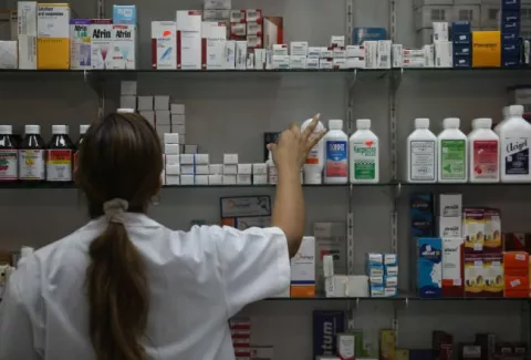 Ley de medicamentos a espera de ser discutida