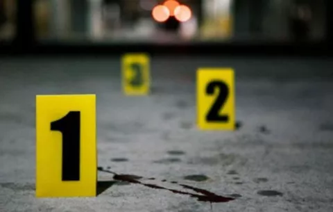  Asesinan a tiros a un extranjero y dejan herida a otra persona
