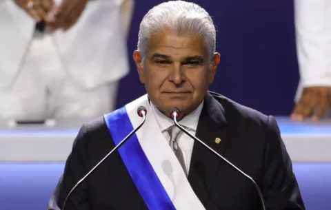  Mulino promete hacer respetar a Panamá y recuperar el buen nombre