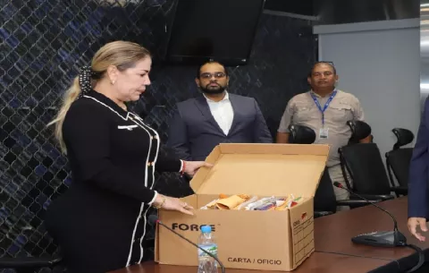 Comisión de Credenciales revisará documentación de aspirantes a contralor 
