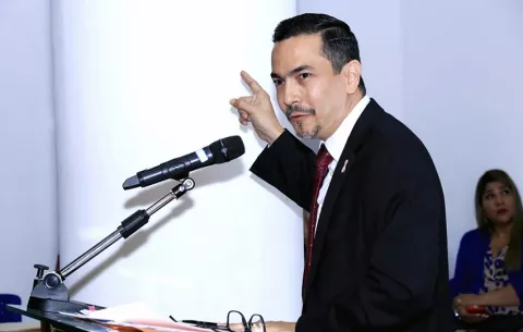 'Nuevo procurador debe sacar las manzanas podridas del Ministerio Público'