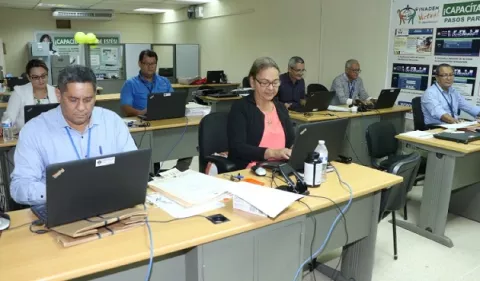 Trabajadores piden que reformas a la ley de Carrera Administrativa no procedan de corrientes políticas