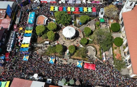 Cierran oficinas públicas por Carnaval el 16 y 18 de febrero 