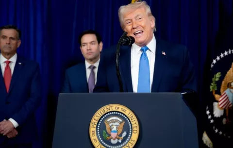Trump advierte a Delcy Rodríguez de que si no actúa bien acabará peor que Maduro
