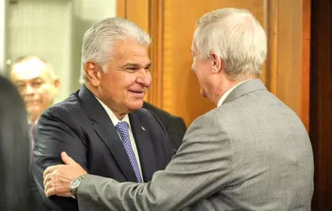 Mulino y Kast acuerdan relanzar relaciones bilaterales