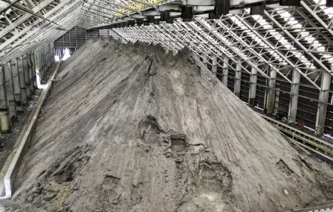APIMPA respalda decisión del Ejecutivo de autorizar la exportación del material rocoso de la mina