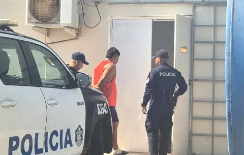 Detención provisional tras violenta riña en el “Flaco Bala” Hernández que sacude al béisbol nacional
