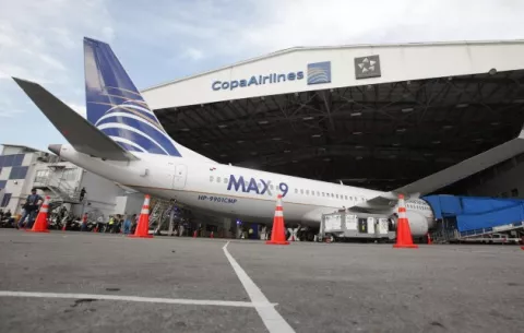 Bolivia, Paraguay y Panamá firman acuerdos para mejorar transporte aéreo