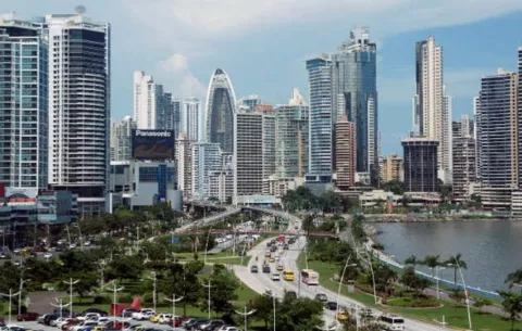 Panamá rechaza acusación de Costa Rica por diferendo comercial y avisa que se defenderá