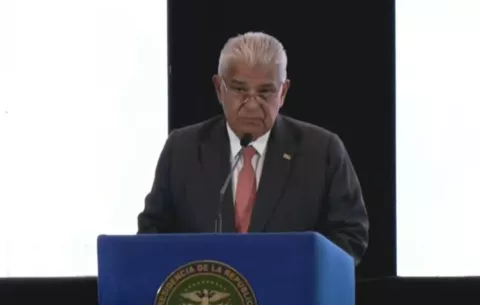 Gobierno destaca disminución de la tensión por detención de buques en puertos chinos