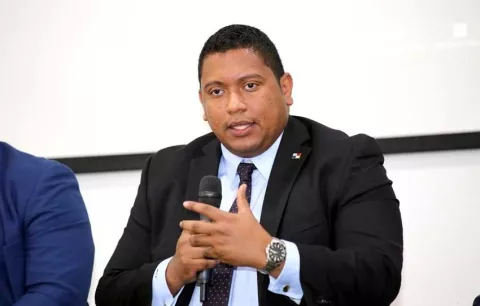 Dictan prisión provisional para Luis Oliva