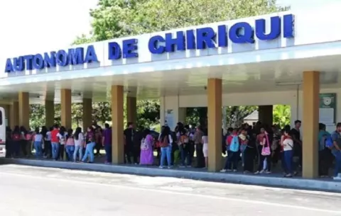 Ministra de Educación descarta intervención inmediata en la Universidad Autónoma de Chiriquí