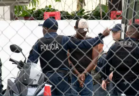 Caen dos prófugos de La Joyita tras operativo policial en Pan de Azúcar, San Miguelito