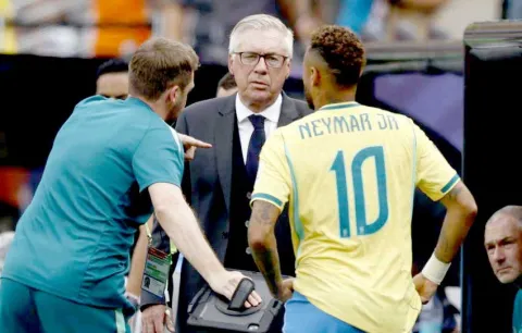 Romário echaría a Ancelotti y califica de "fiasco" la actuación de Brasil en el Mundial 2026