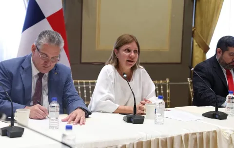 Gobierno declara sesión permanente para monitorear los efectos del Fenómeno de El Niño