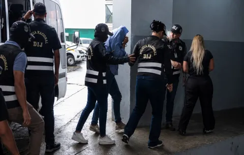 MEF ordena destitución de funcionarios involucrados en caso DGI 