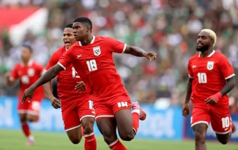 Kadir Barría y  'Yayita' Vergara no estarán con Panamá en el Premundial sub20