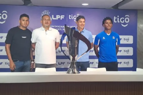 Plaza Amador y Árabe Unido pondrán a roda el balón el estadio Armando Dely