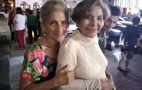 Hasta luego maestra Carmen (Cuchi)