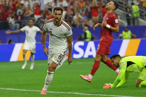 Mikel Merino repite el milagro: España vence a Portugal en el minuto 91 y avanza a cuartos del Mundial