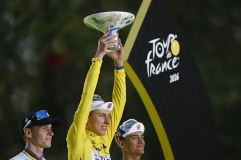 Pogacar sobre ganar el Tour de Francia: 'Entrar en el club de los cinco era un objetivo'