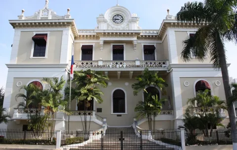 Navidad en noviembre: Procuraduría de la Administración aprueba bono de $500