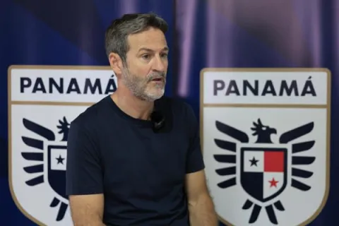 Thomas Christiansen seguirá al frente del seleccionado  de Panamá