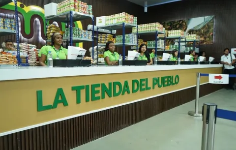 Tiendas del IMA afectan a los supermercados, advierte Acovipa: 'Invierto y me pones competencia desleal'