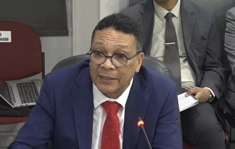 La CSS suma más de 6 mil funcionarios mayores de 65 años, según Dino Mon