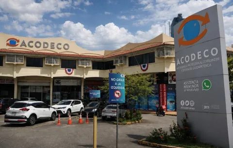 Acodeco pide a exfuncionarios retirar sus cheques de prima de antigüedad
