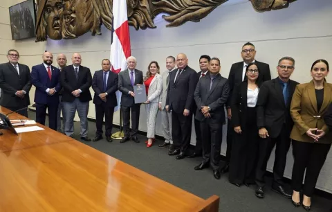 Aprueban la nueva configuración de circuitos electorales para 2029