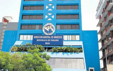 Aprehenden a un hombre de 34 años supuestamente vinculado al millonario fraude en la DGI