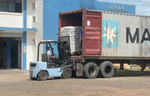 IDAAN recibe 24,500 kg de hidróxido de calcio para las potabilizadoras de Chitré y Parita