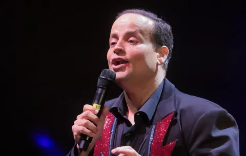 Jossie Jiménez hace reír a casi 900 personas con 'Las Mamás que me Faltaban'