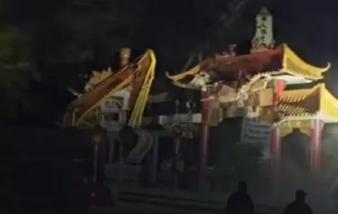 ¡Frenan proyectos en el Puente de las Américas! Juzgado ordena suspender obras tras demolición de monumento chino