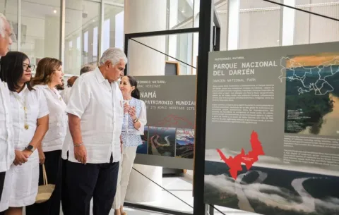 Mulino inaugura el Centro de Visitantes del Parque Nacional y Castillo de San Lorenzo