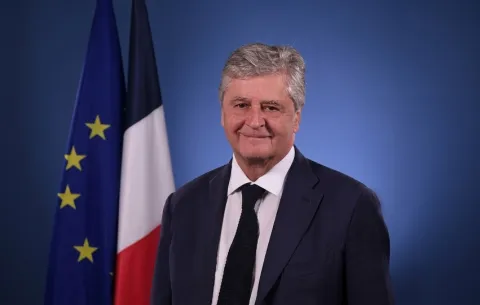 Francia reactiva su agenda de inversión en Panamá en transporte, saneamiento y seguridad